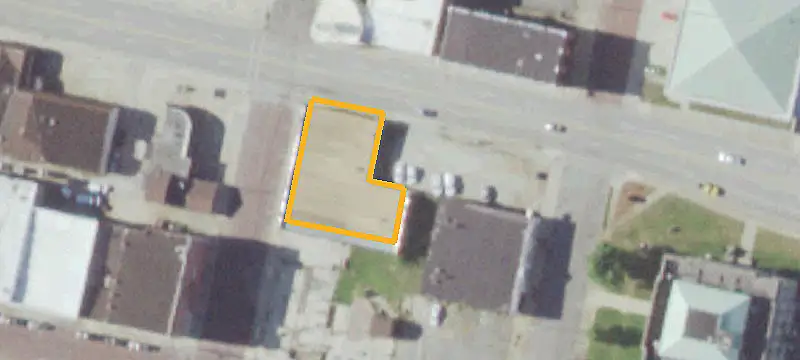 120 Broadway St