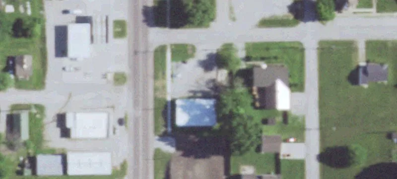 303 Davis St