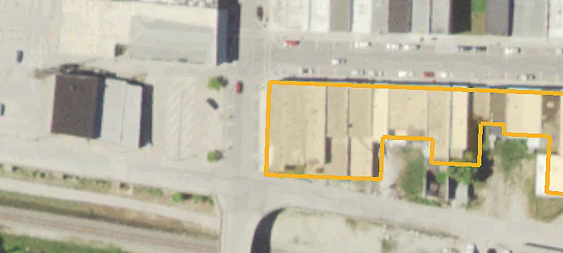 102 Vine St