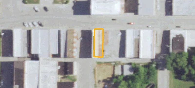 1600 Main St