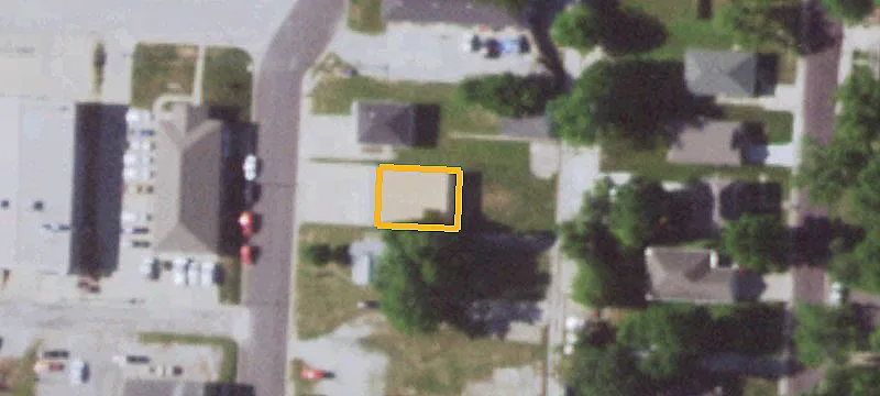 110 1st St