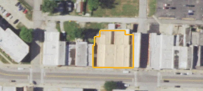 918 Main St