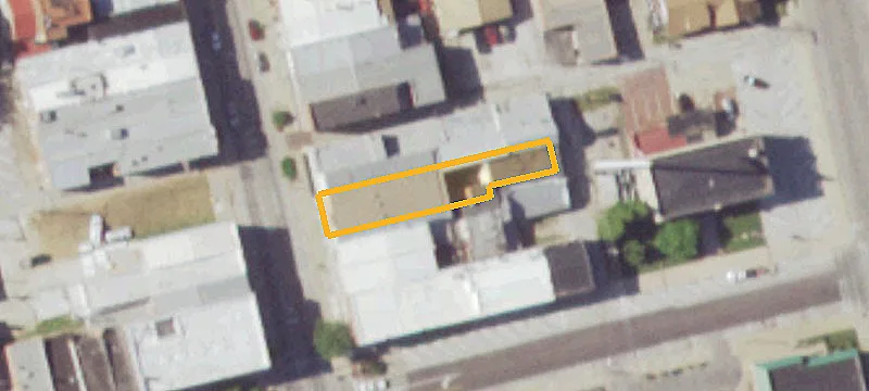 318 Main St 320th Main St