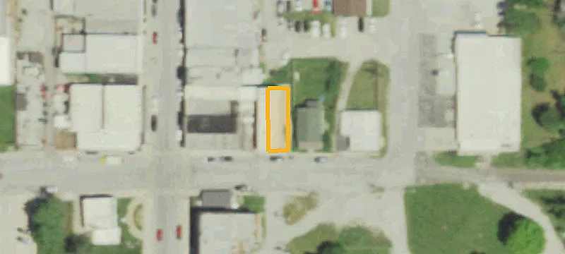 106 Broadway St