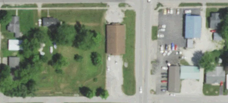912 914th W Main St