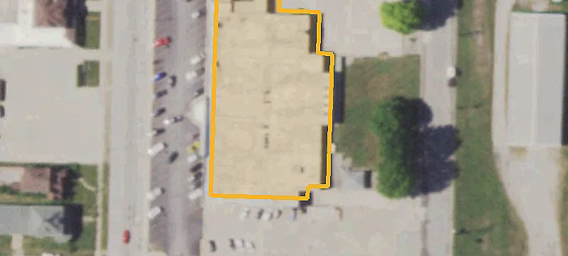 1601 Main St