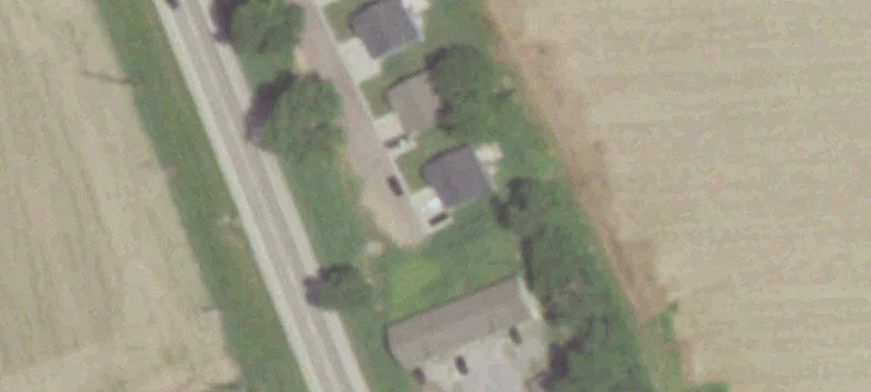 2136 Main St