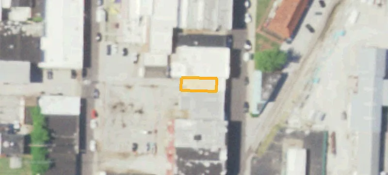 211 Main St
