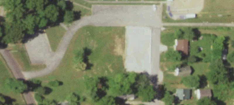 909 Broadway Ave