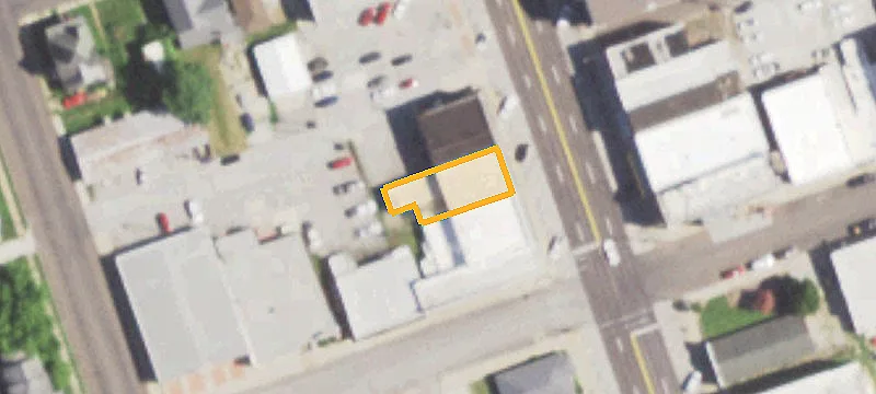 207 12th N Main St
