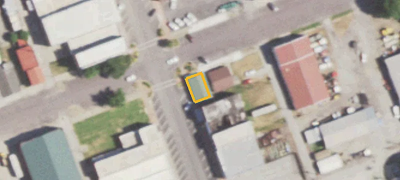 102 Maple St