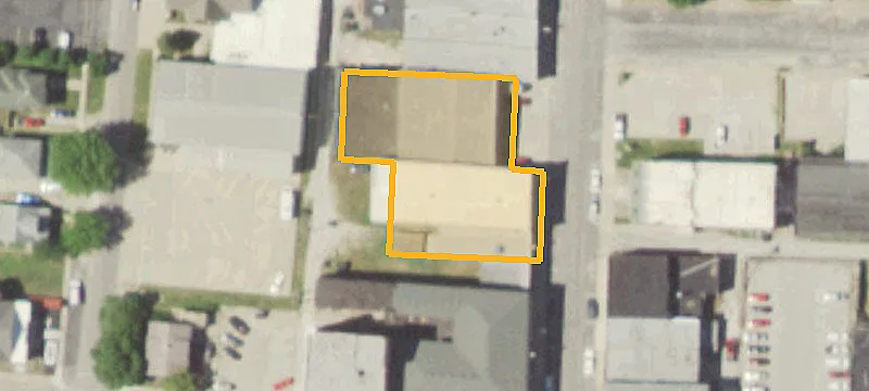 211 Rollins St