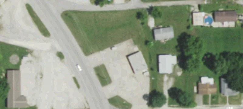 305 Business Hwy 61st N