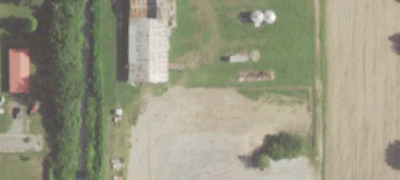8th St