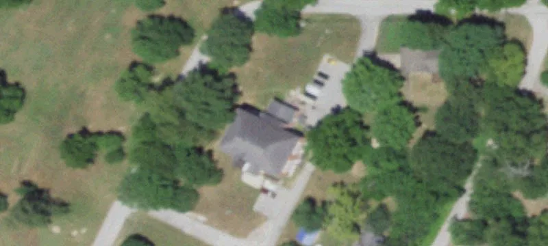 102 Lillian Ave