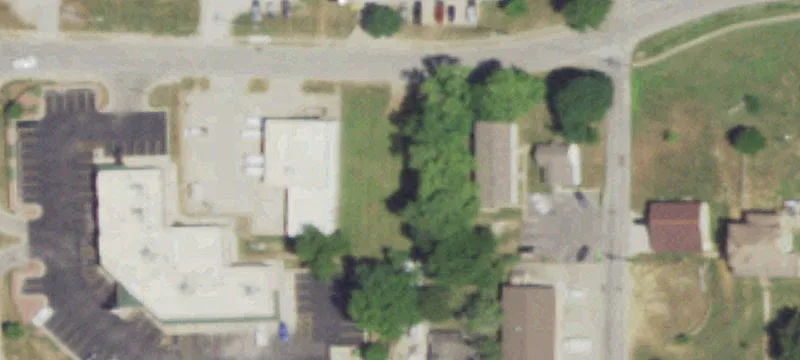 1005 Wall St