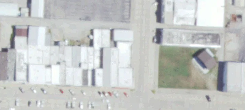 100 10th St