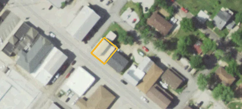 305 Main St