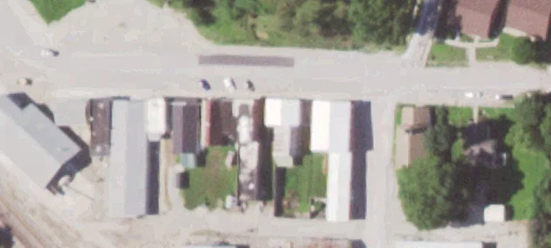 122 Grand Ave