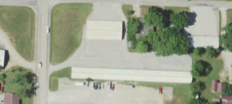 Ee 1701st S Hwy 32