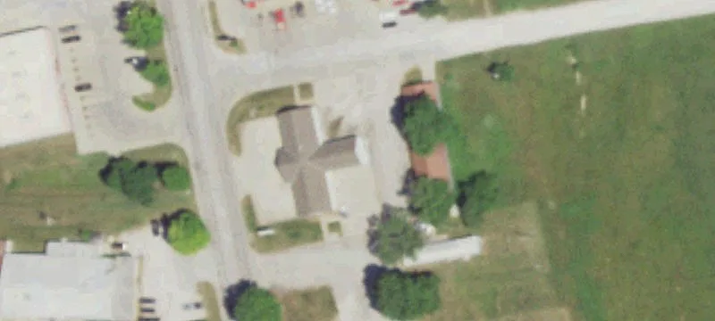 905 Commercial St