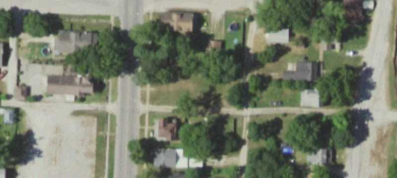 421 Main St