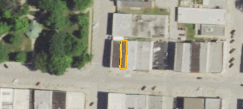 121 3rd St