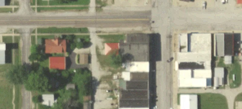 121 Main St