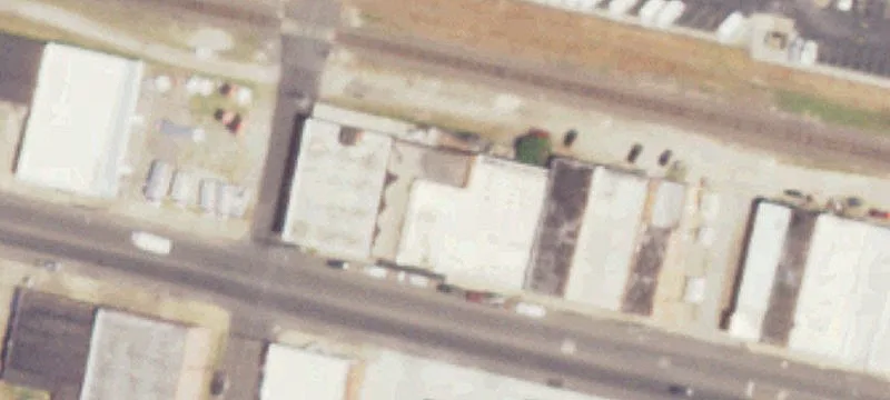 320 Main St