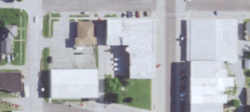 211 Davis St