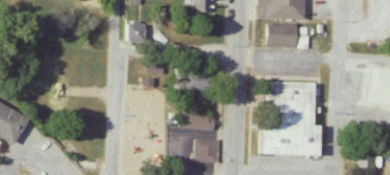 607 Main St