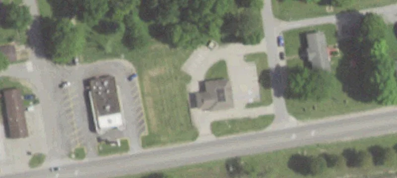 2400 Main St