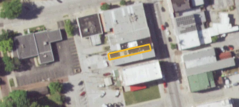 411 Main St