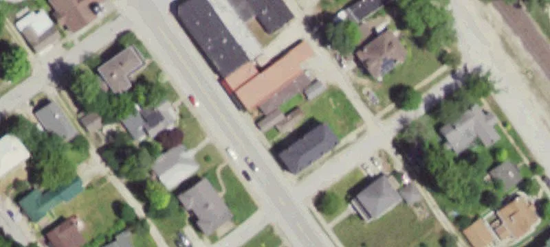 112 2nd St