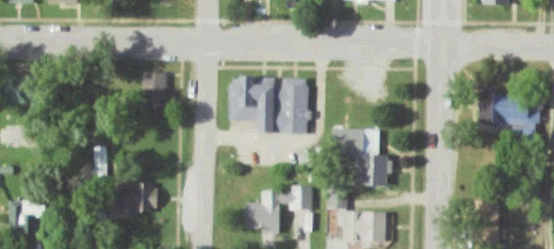 220 Chestnut St