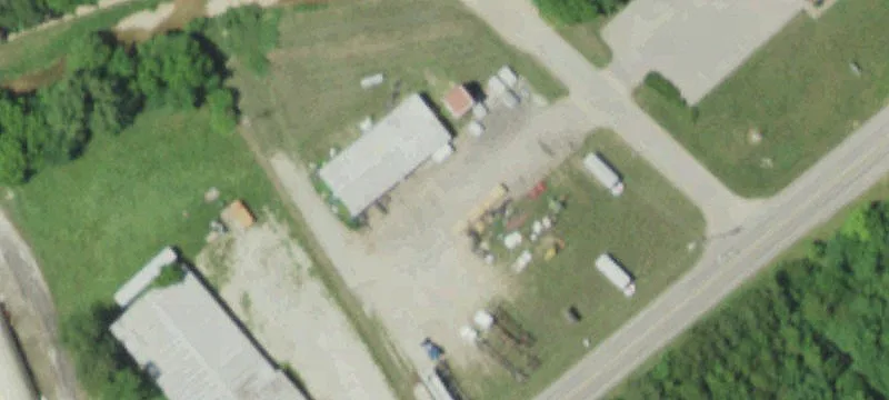 Hwy 8th E