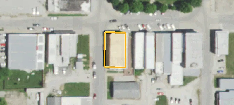 124 Main St