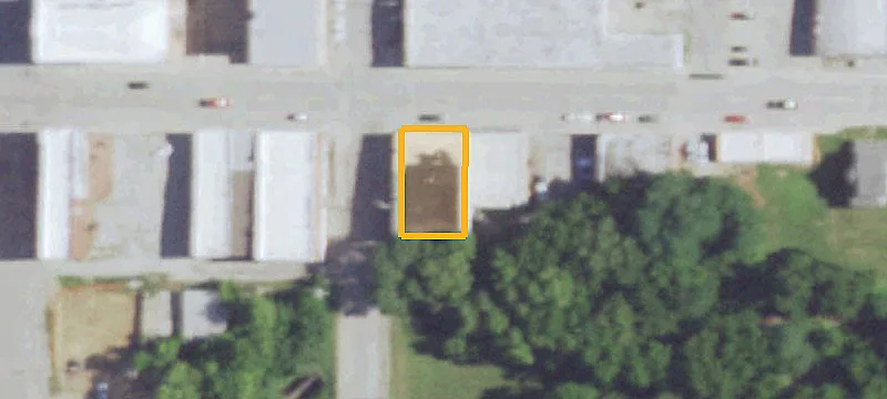 1700 Main St