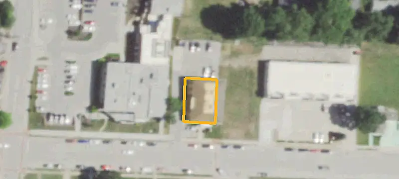 901 Main St