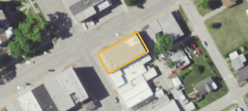 100 Main St