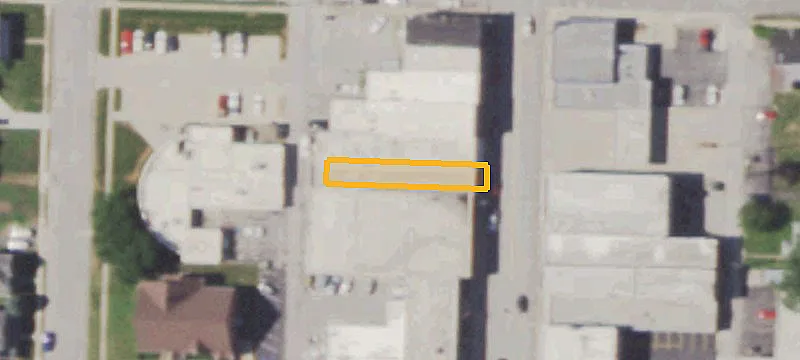 1910 Main St