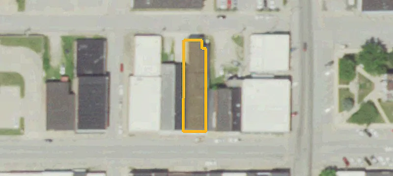 112 4th St