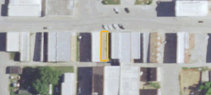 1504 Main St