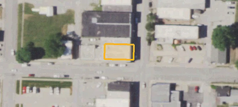 1822 Main St