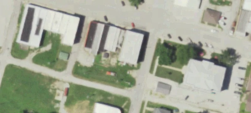 712 Main St