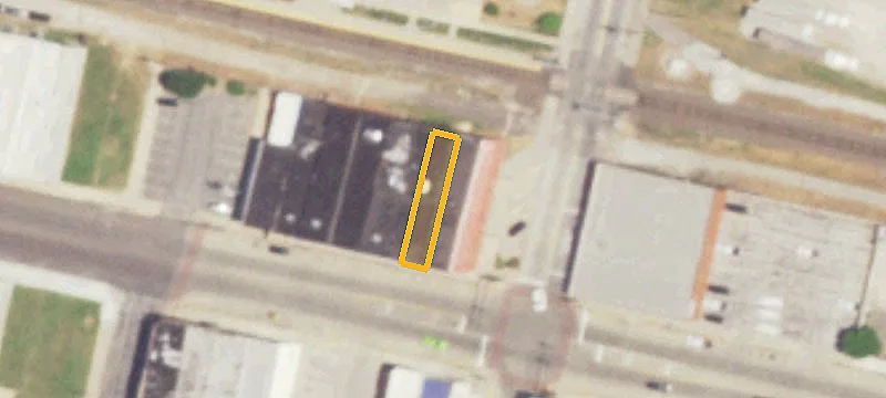 106 Main St