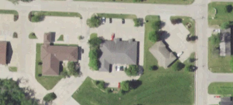 610612 Rosewood Dr