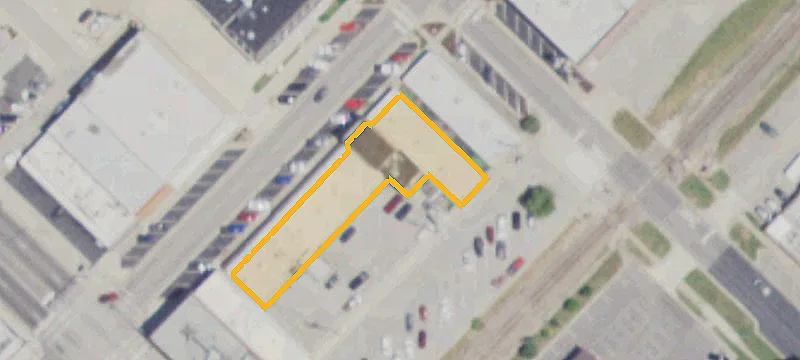 118 Commercial St