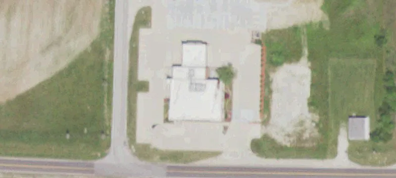 690 Service N Rd