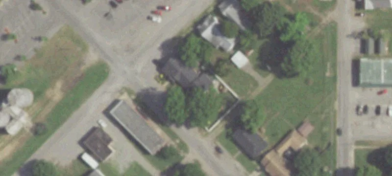 202 Chestnut St